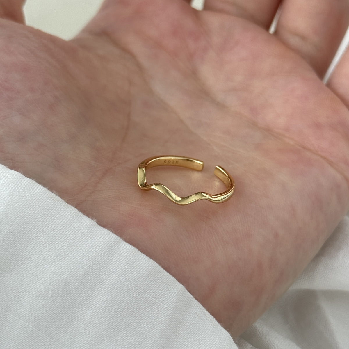Silver Minimalist Ripple Ring