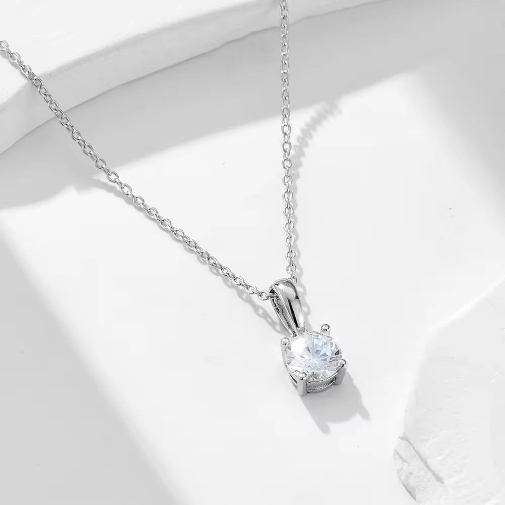 Silver Classic Solitaire Pendant with Link Chain