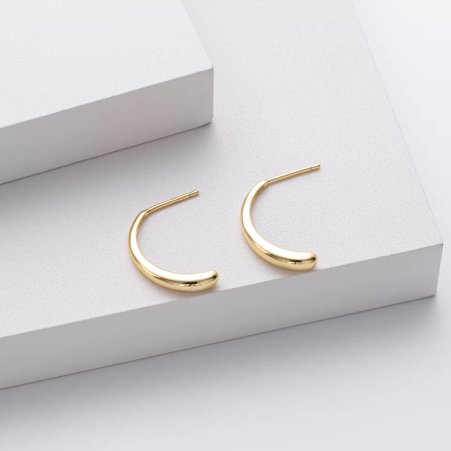 Silver Sculpted Liquid  C-Hoops