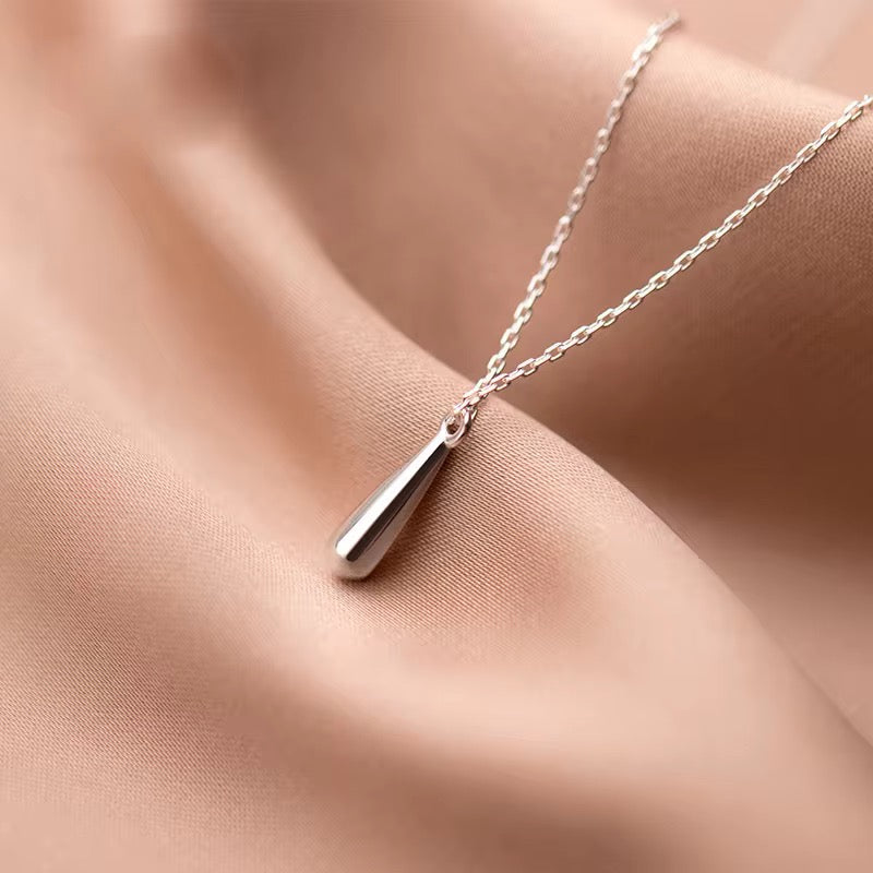 Silver Teardrop Necklace