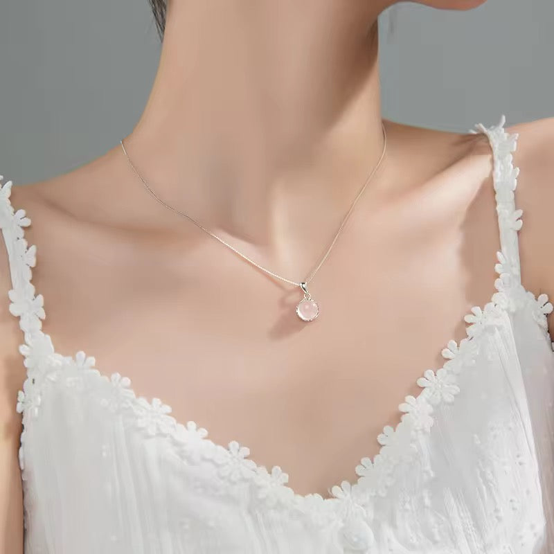 Silver Luminous Aura Necklace